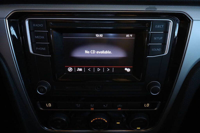 2017 Volkswagen Passat 1.8T S