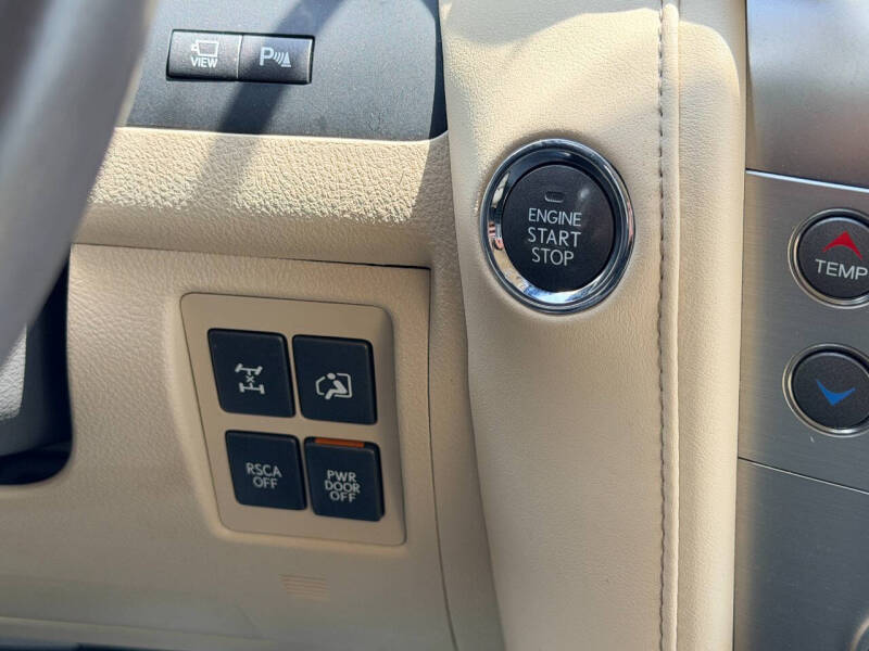 2013 Lexus LX 570