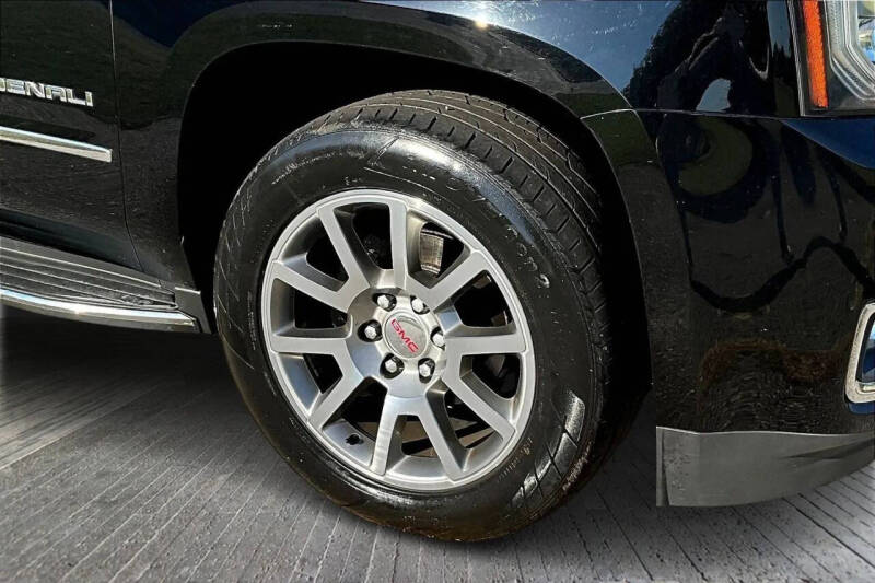 2017 GMC Yukon XL Denali