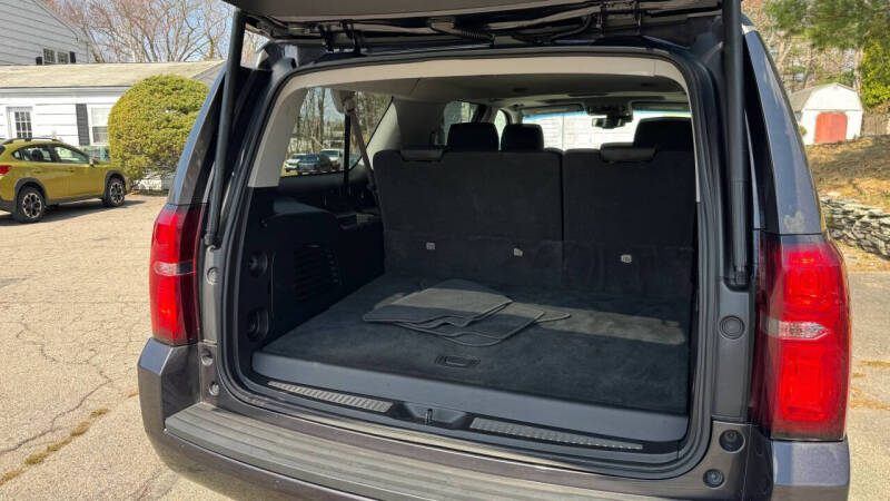 2017 Chevrolet Suburban LT