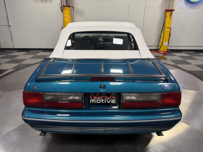 1993 Ford Mustang LX 5.0