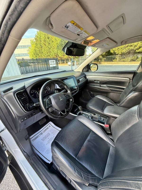 2020 Mitsubishi Outlander SEL
