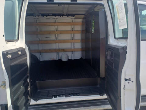 2024 Chevrolet Express 2500