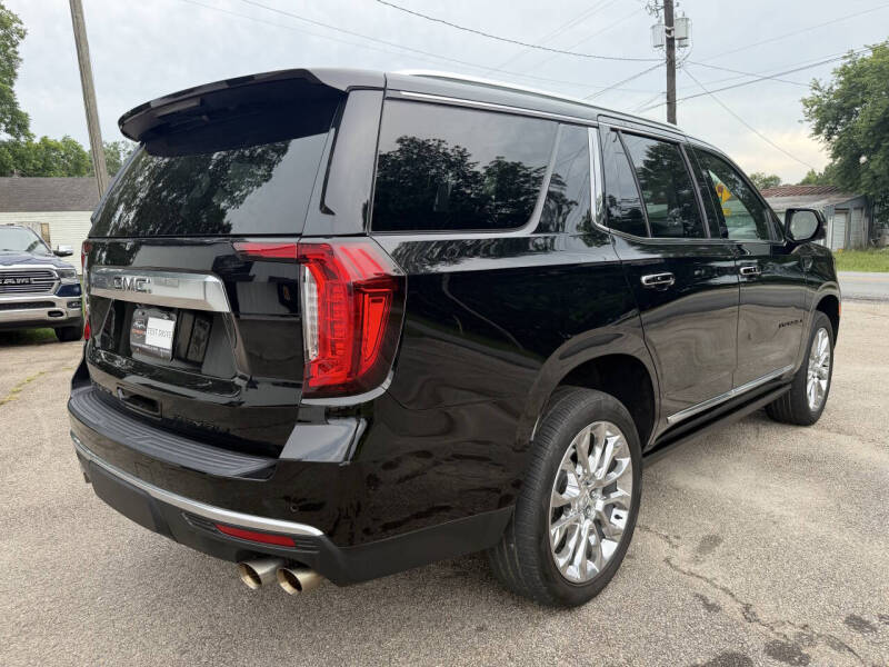 2022 GMC Yukon Denali