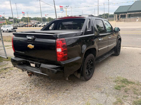2012 Chevrolet Avalanche LTZ