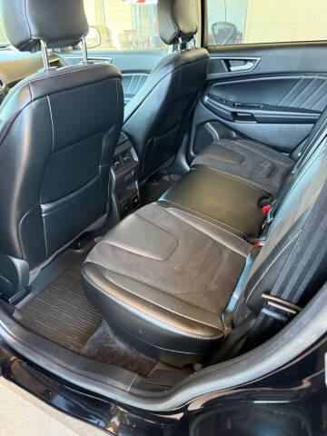 2017 Ford Edge Sport