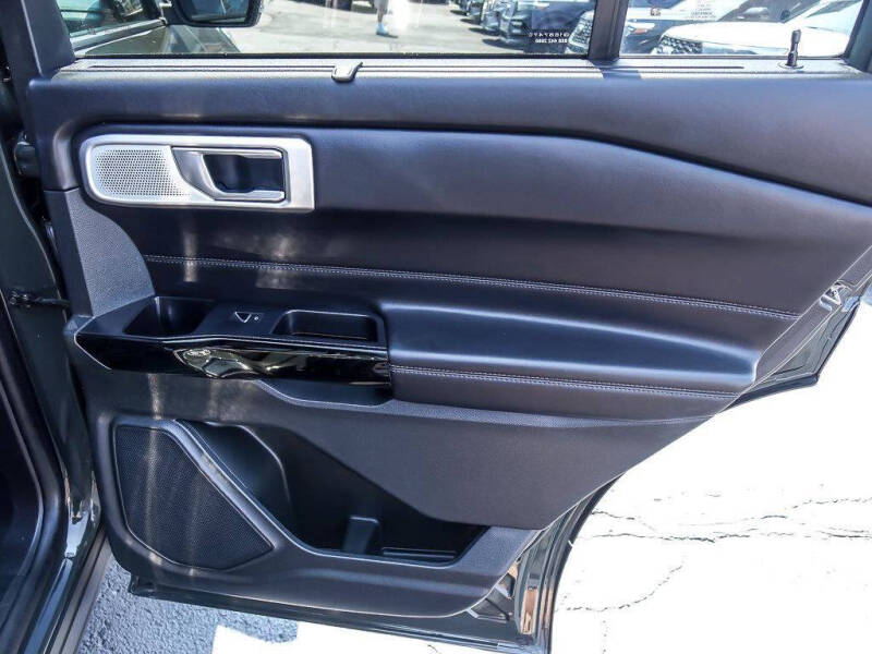 2022 Ford Explorer Platinum