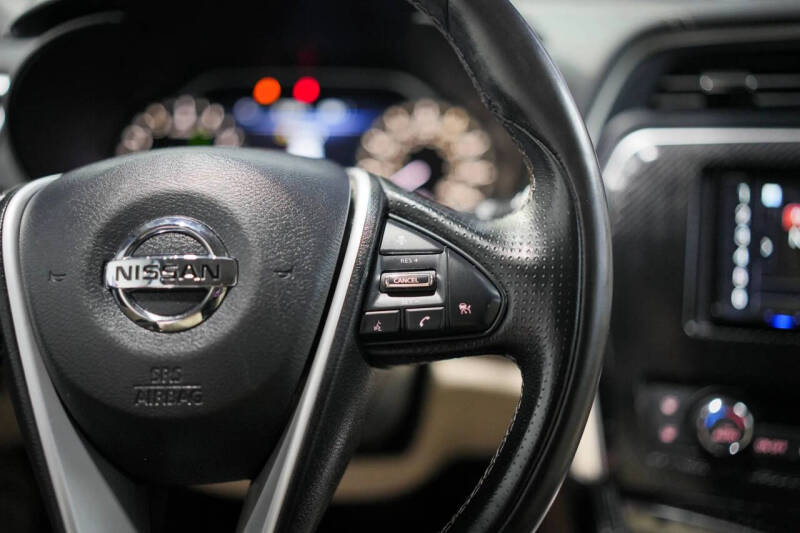 2017 Nissan Maxima Platinum