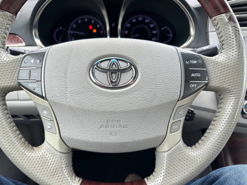 2012 Toyota Avalon Limited