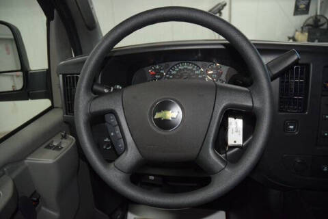 2025 Chevrolet Express 2500