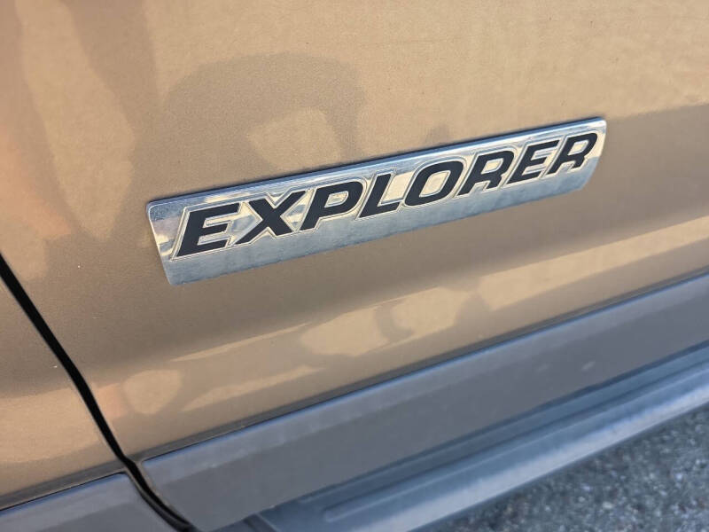 2006 Ford Explorer XLT