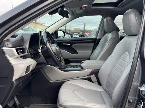 2020 Toyota Highlander XLE