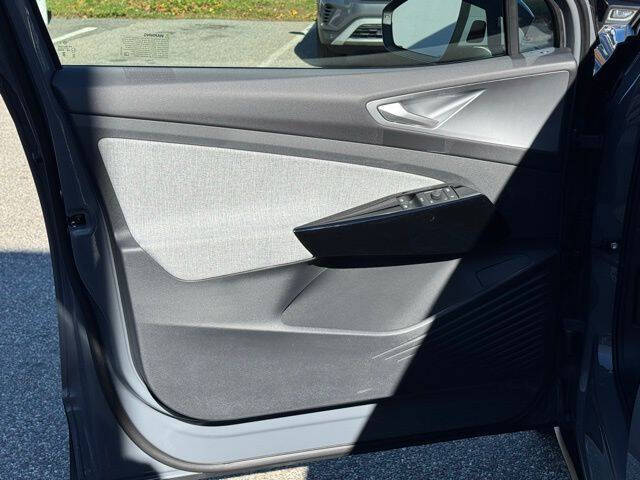 2025 Volkswagen ID.4 Pro