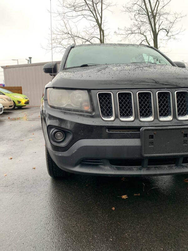 2014 Jeep Compass Latitude photo 27