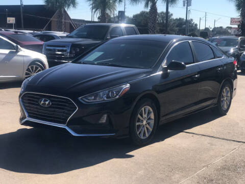 2018 Hyundai Sonata for sale at Discount Auto Company in Houston TX