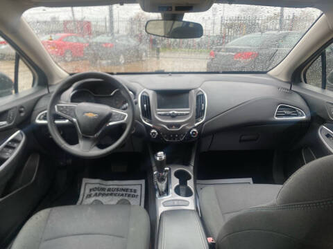 2017 Chevrolet Cruze LT Auto