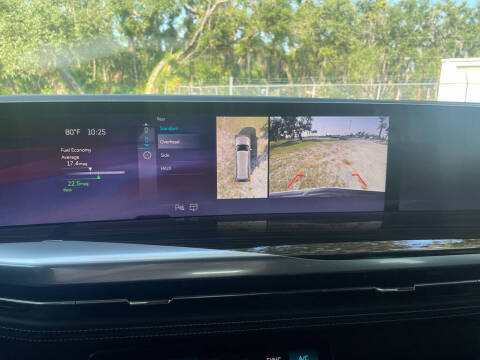 2025 Cadillac Escalade ESV Luxury