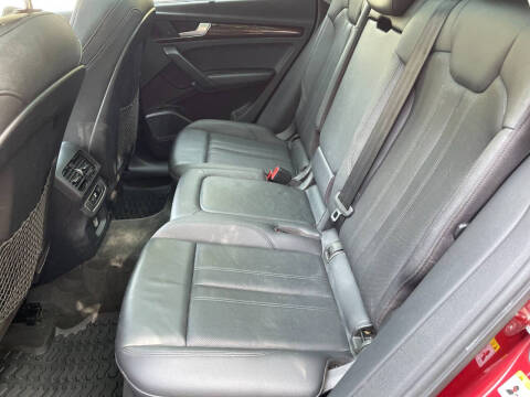 2018 Audi Q5 2.0T quattro Premium Plus