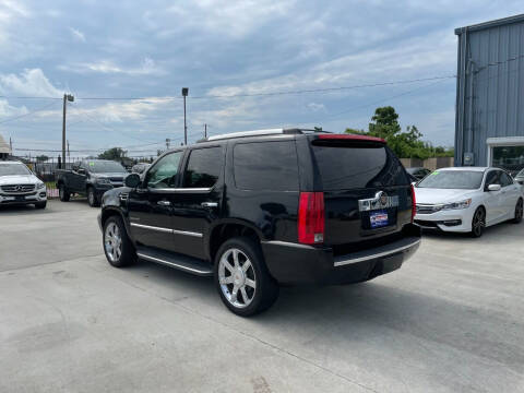 2014 Cadillac Escalade Luxury