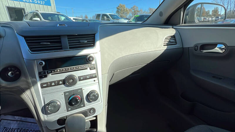 2012 Chevrolet Malibu LS