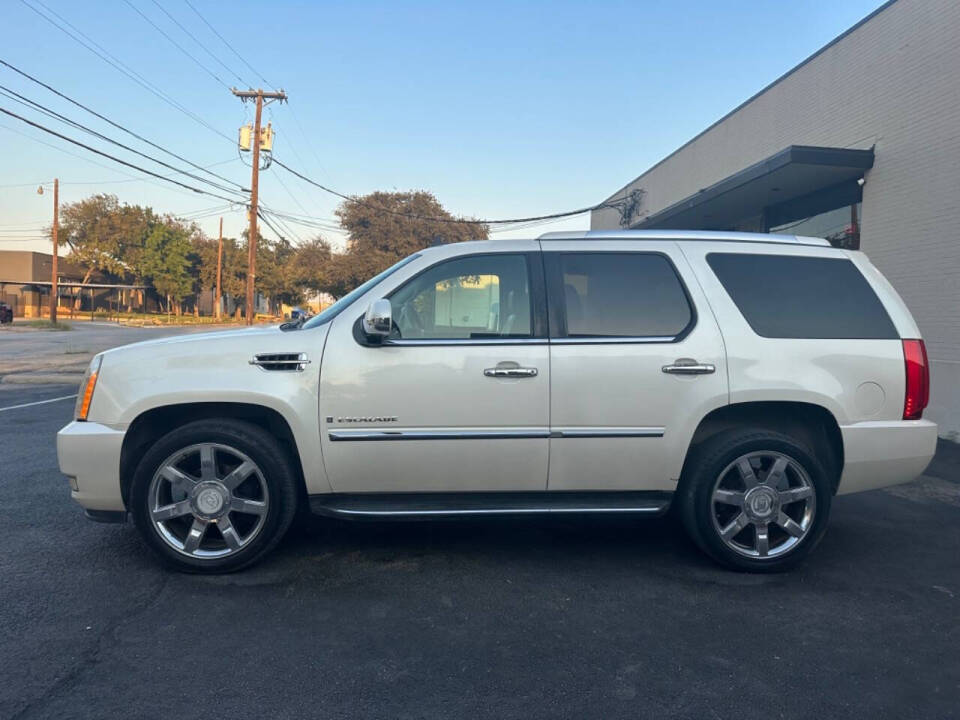 2008 Cadillac Escalade for sale at Sarenco Auto Inc in Dallas, TX