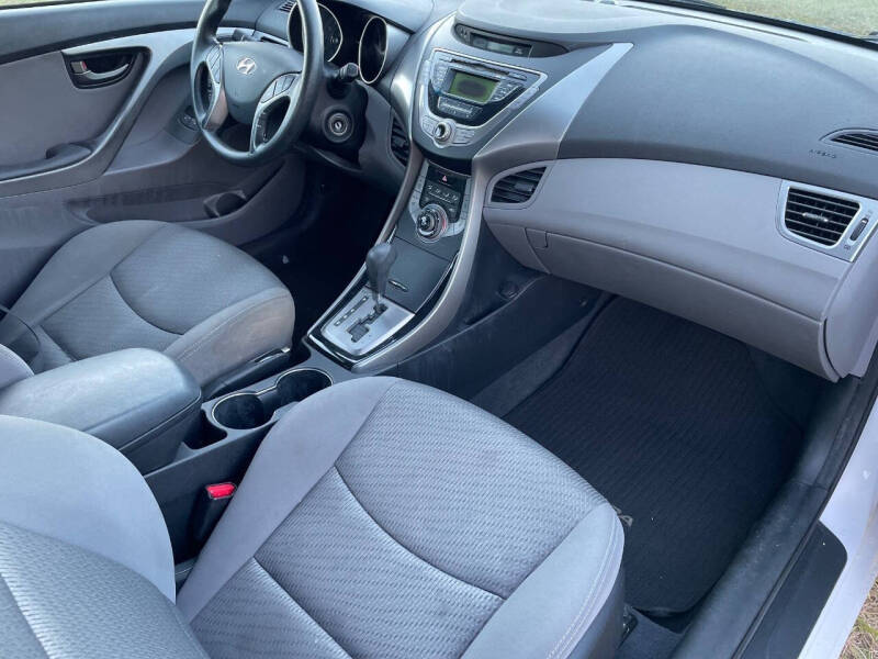 2013 Hyundai Elantra Coupe SE