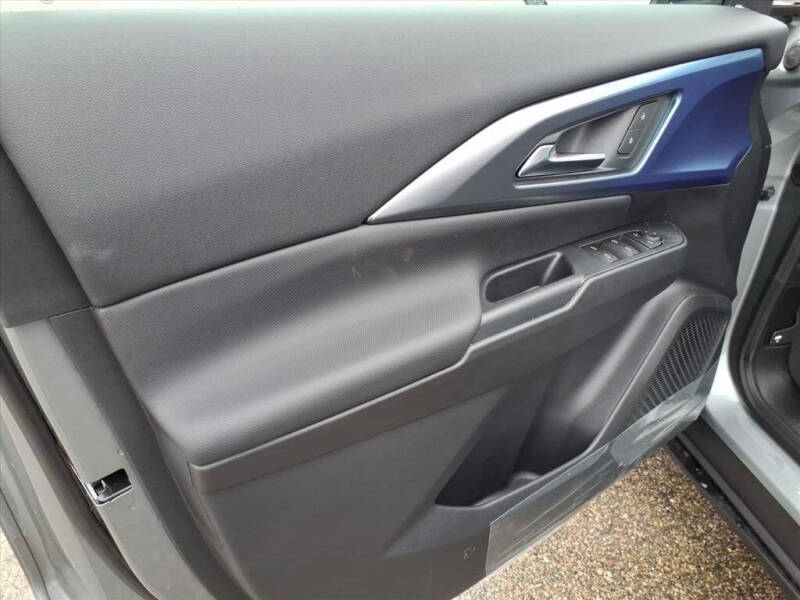 2026 Chevrolet Equinox EV LT 2