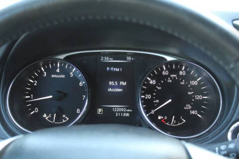 2015 Nissan Rogue SL