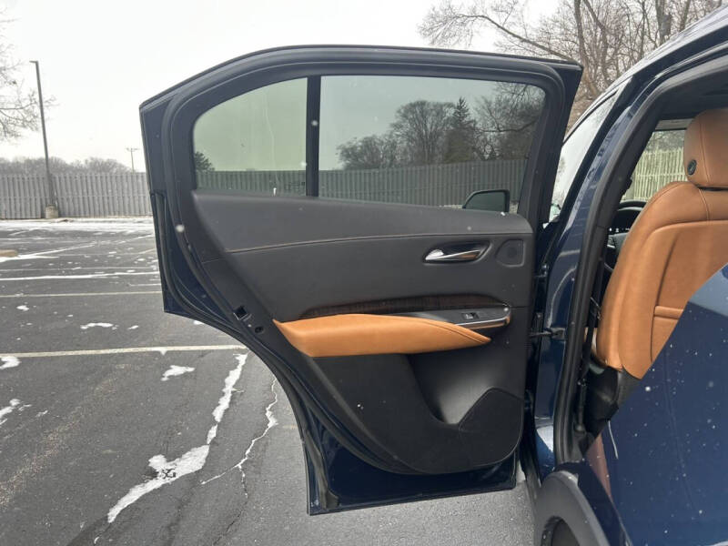 2020 Cadillac XT4 Premium Luxury