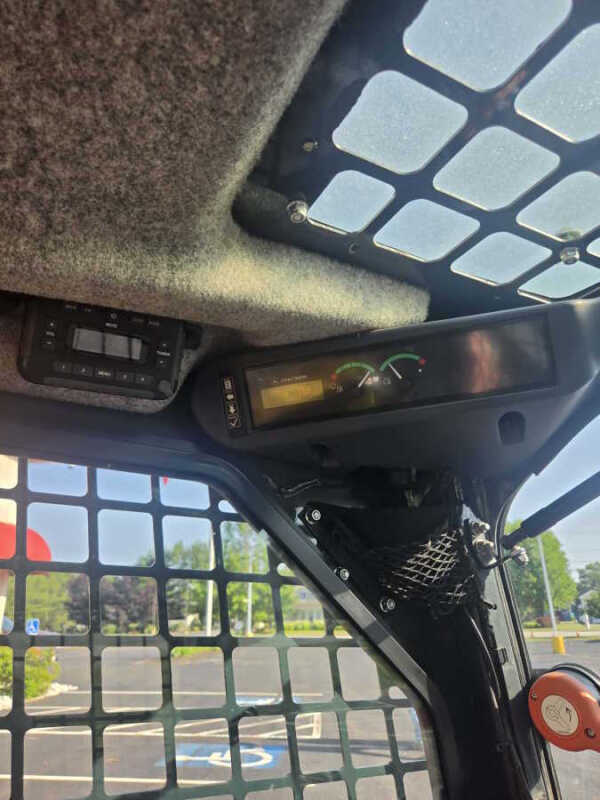 2019 John  Deere 318G