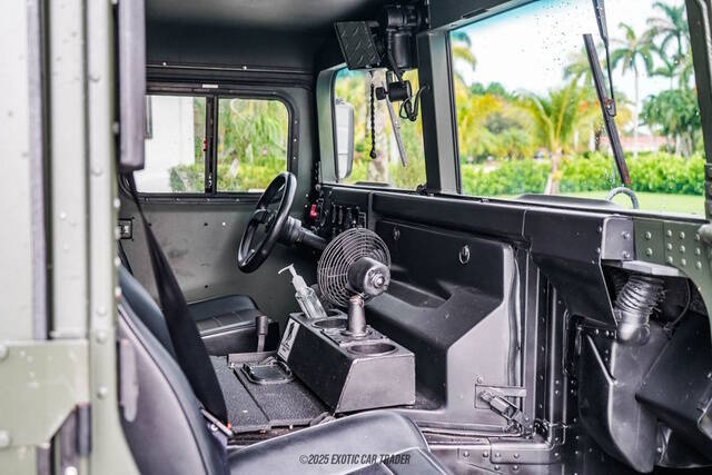 2001 AM General Hummer