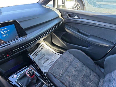 2023 Volkswagen Golf GTI SE