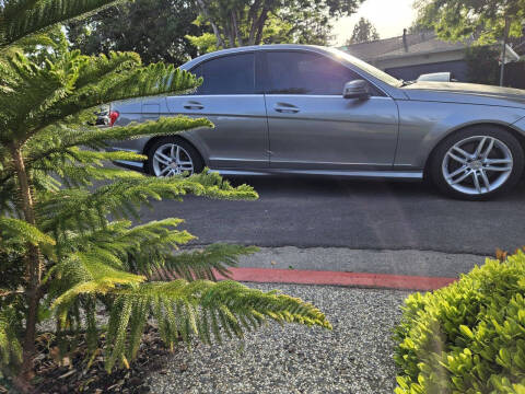 2013 Mercedes-Benz C-Class C 300 Luxury 4MATIC