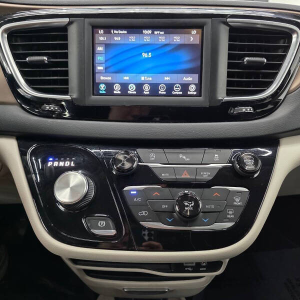 2018 Chrysler Pacifica Touring Plus