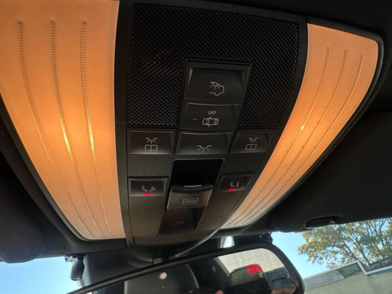 2010 Mercedes-Benz E-Class