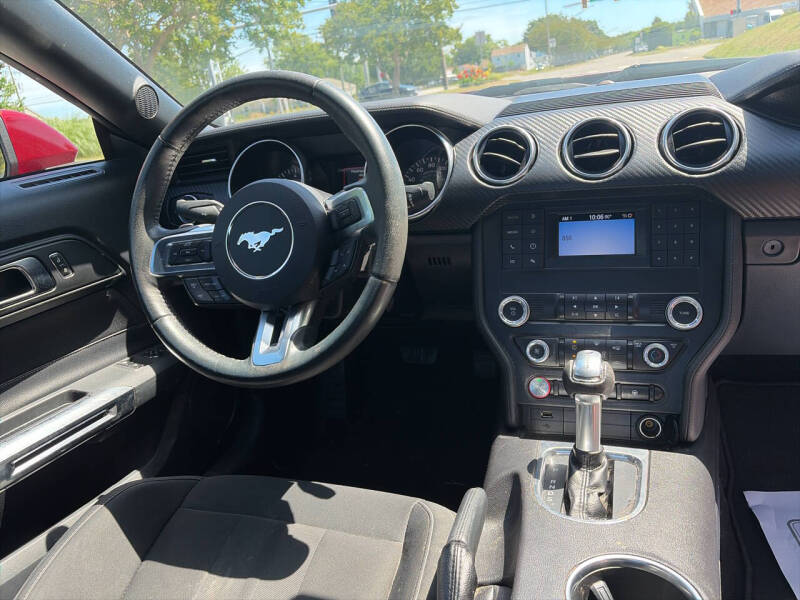 2019 Ford Mustang EcoBoost