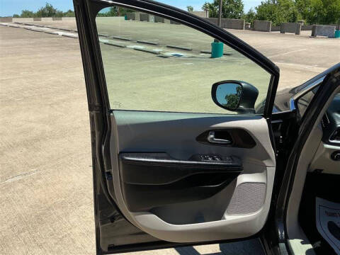2018 Chrysler Pacifica Touring L