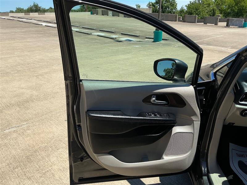 2018 Chrysler Pacifica Touring L