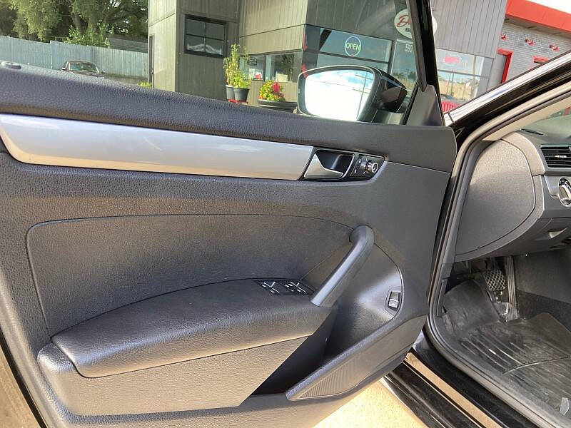 2013 Volkswagen Passat