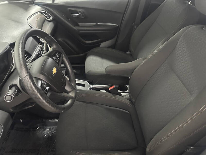 2022 Chevrolet Trax LS