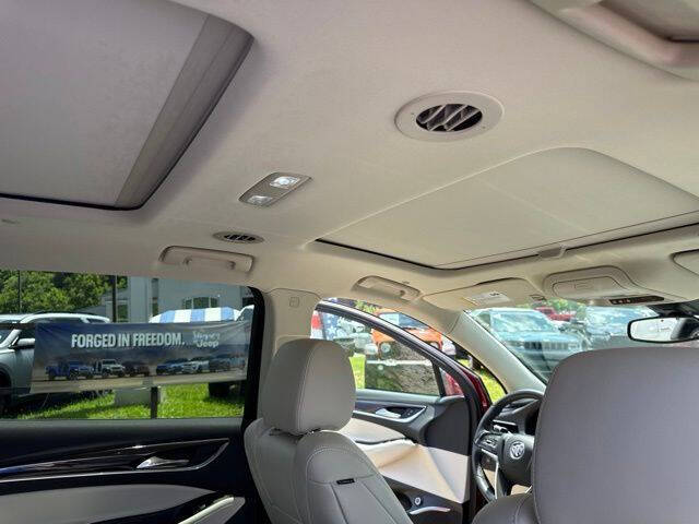 2024 Buick Enclave Essence