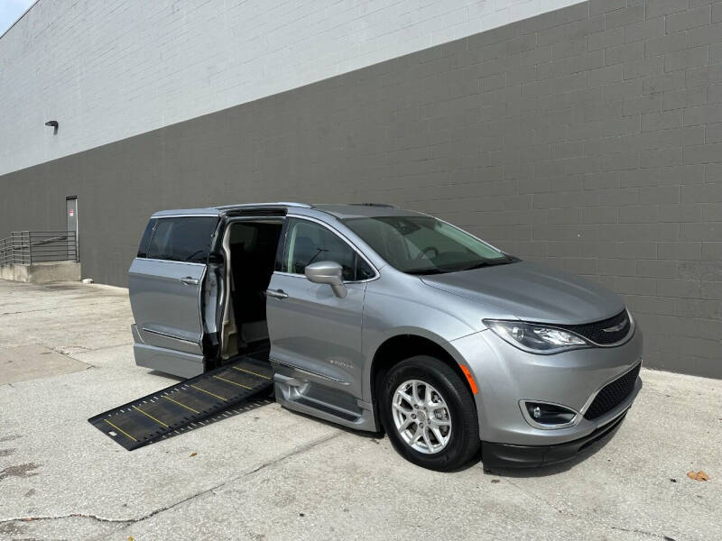 2020 Chrysler Pacifica Launch Edition