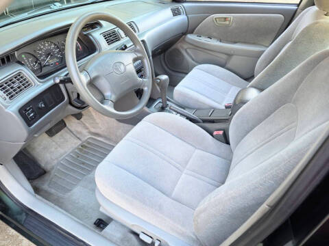 1999 Toyota Camry LE
