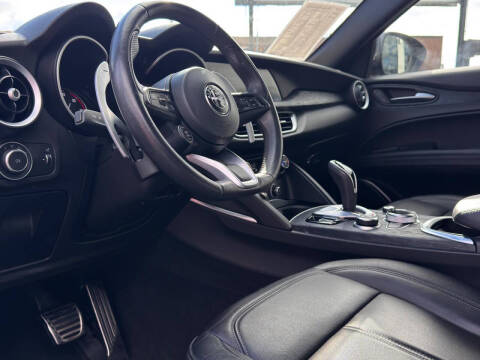 2022 Alfa Romeo Stelvio Sprint