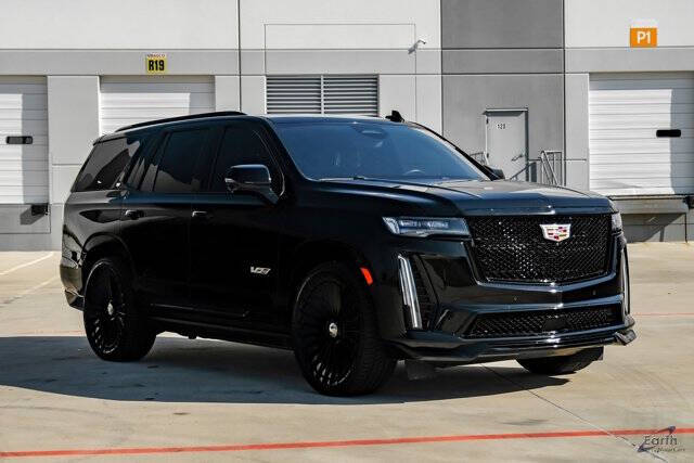 2023 Cadillac Escalade-V