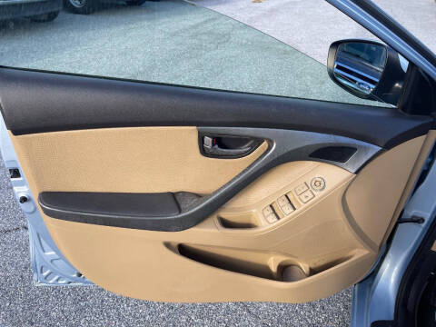 2011 Hyundai Elantra GLS