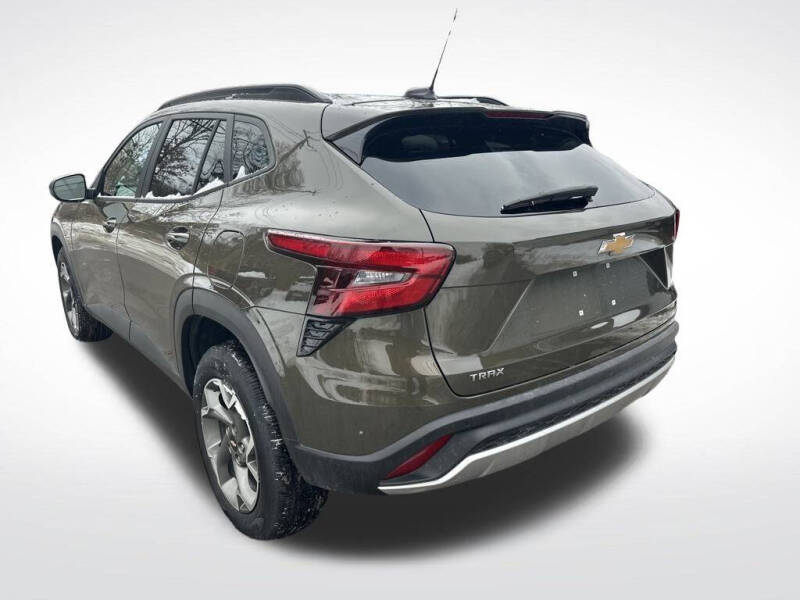 2024 Chevrolet Trax LT