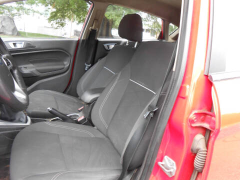 2014 Ford Fiesta SE