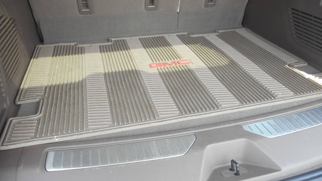 2023 GMC Yukon XL 11