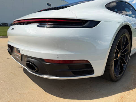 2021 Porsche 911 Carrera